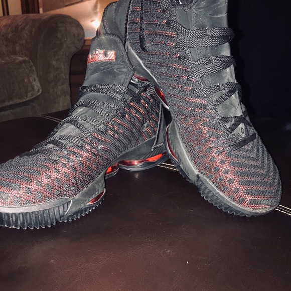 Men size 12 - Picture 4 of 7